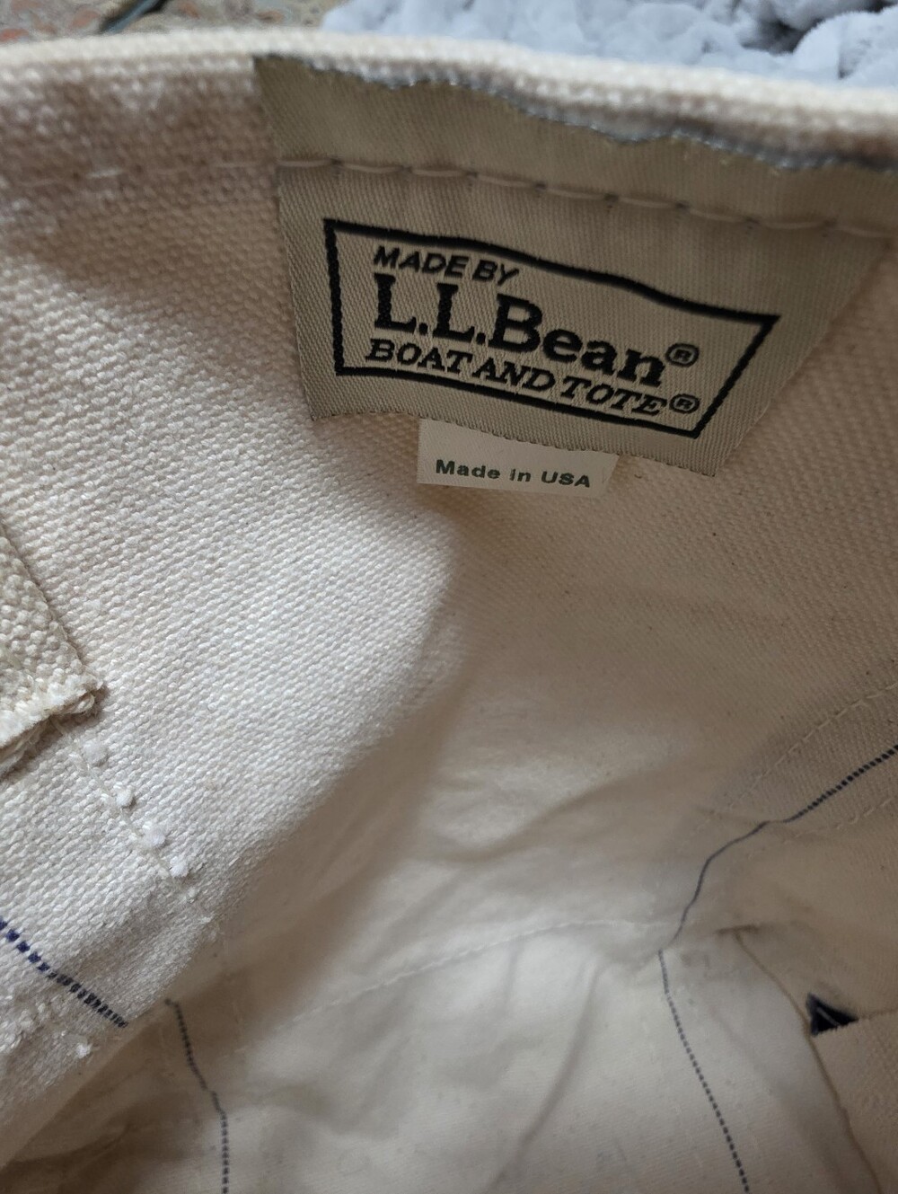 L.L. Bean Boat And Tote Classic Navy - Picture 7 of 10